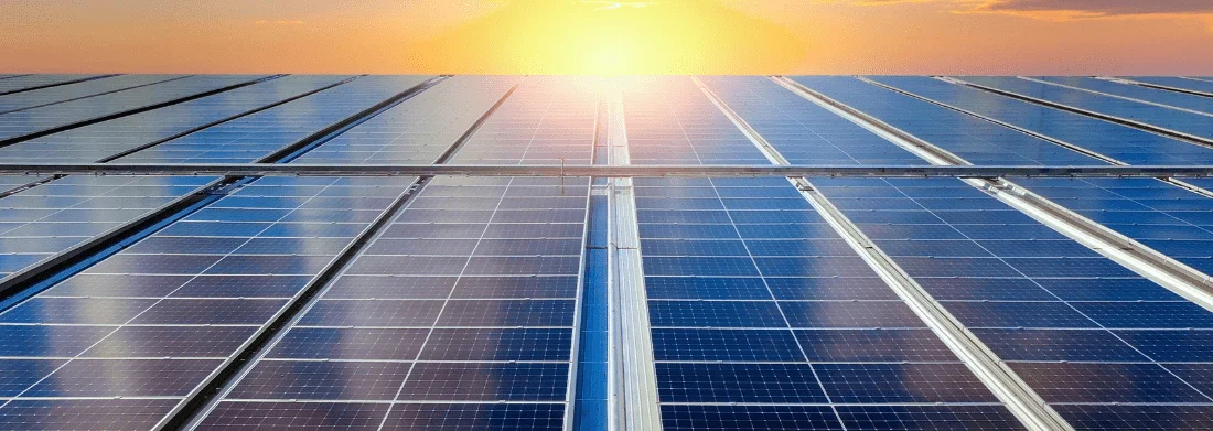 Acumulator pentru panouri solare cu sistem fotovoltaic conectat